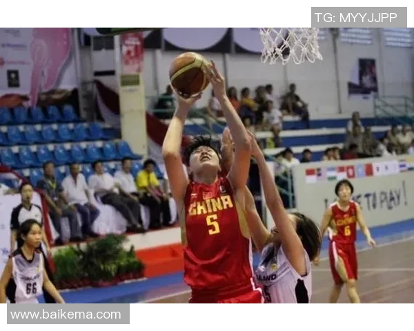2015年U16女篮对阵日本队精彩回顾与赛后分析