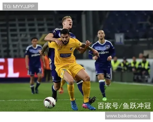 利雅得纳斯尔与多哈萨德最新对决分析及比赛精彩瞬间回顾 利雅得纳斯尔与多哈萨德最新对决分析及比赛精彩瞬间回顾