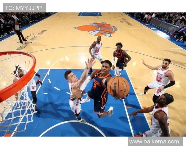 2009年3月1日热火与尼克斯的激烈对决回顾与精彩瞬间分析